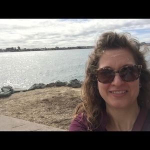 Meet your Posher, Colleen